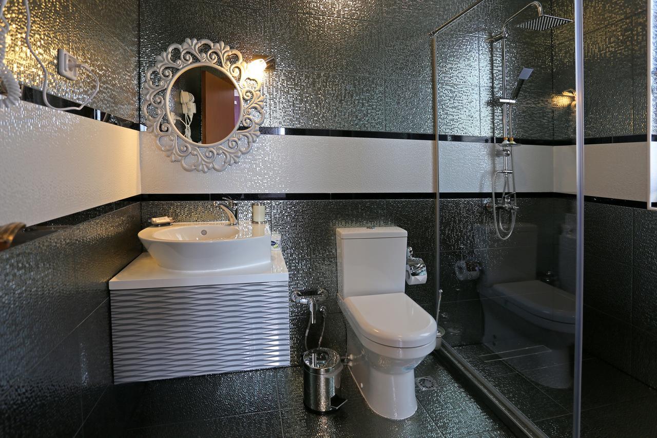 Hotel Green Garden Шумен Экстерьер фото